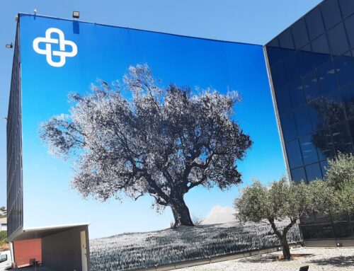 Κάλυψη όψης κτηρίου GENEPHARM